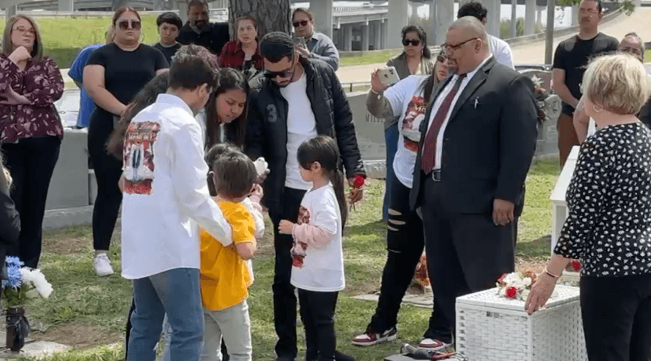 <b>Rivera abrió la ventana donde él sabía que dormían sus hijas, tumbó un mueble y luego un televisor.</b>