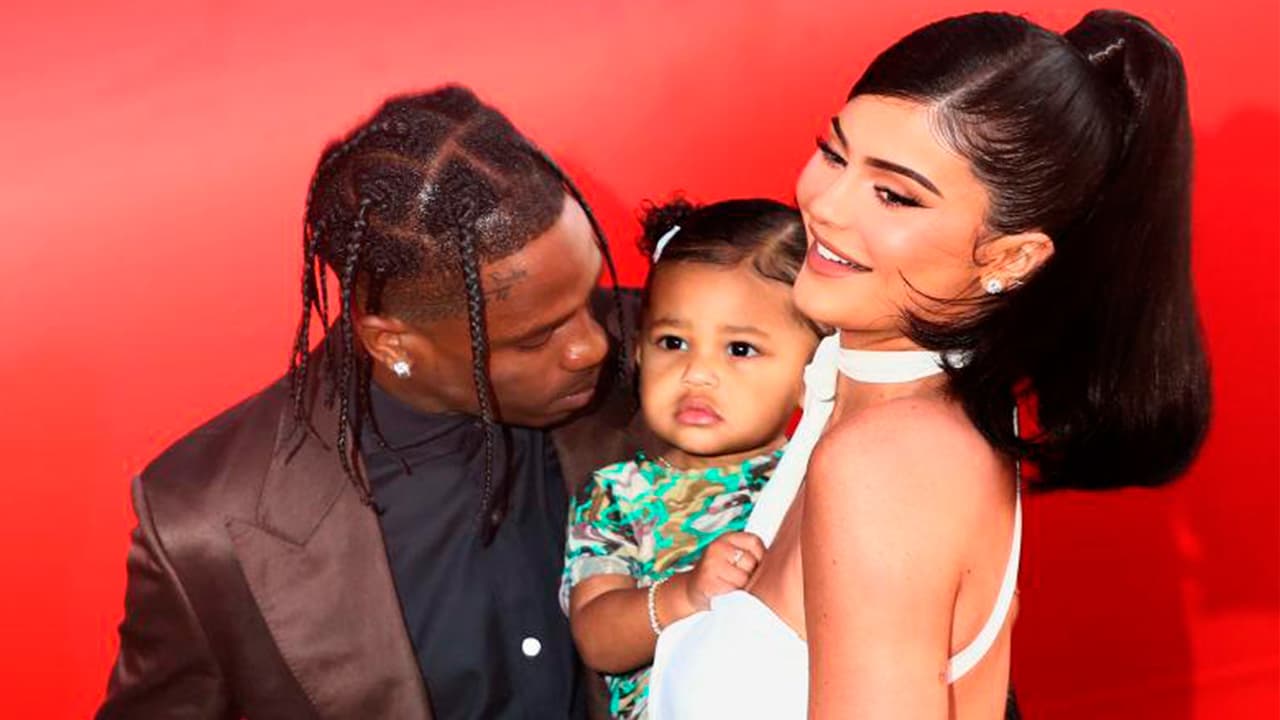 Reportan que Kylie Jenner está embarazada de su segundo hijo con Travis Scott 