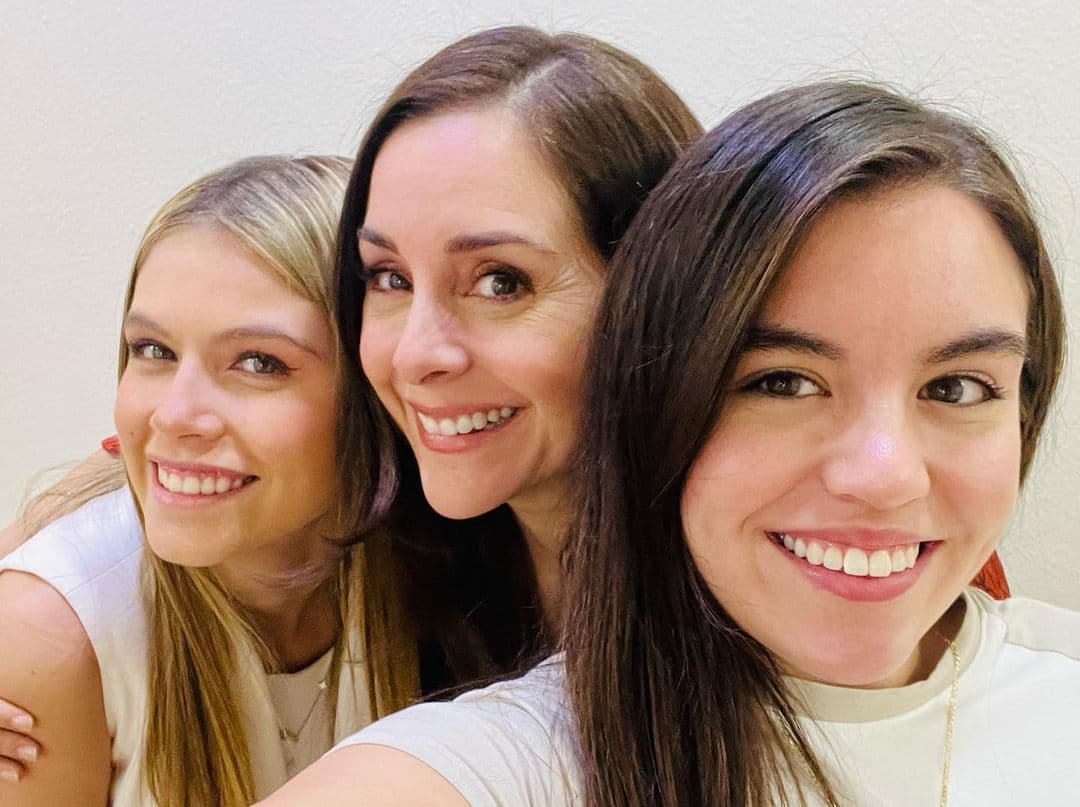 “Vienen con otro chip, tienen muchos valores, y mi hija encontró a una persona que es como ella, y eso es hermoso, porque ella es una niña muy centrada”, expresó. 
<br>