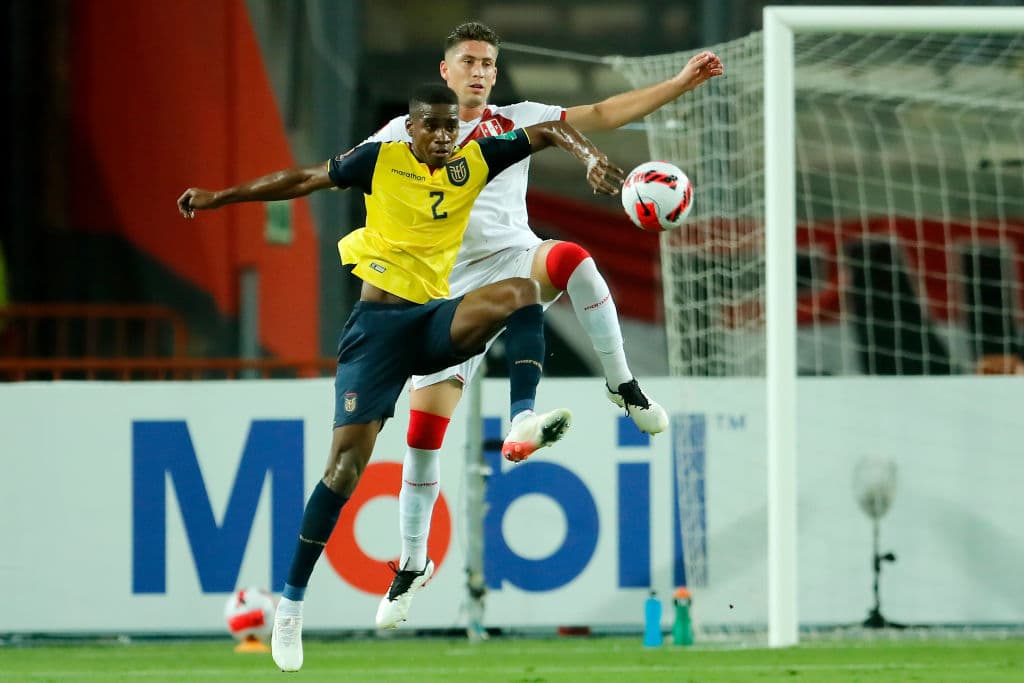 La anotación de Edison Flores al minuto 69 evita de la derrota de Perú, empatan 1-1 con Ecuador y llegan a 21 unidades que los mantiene en el quinto lugar.