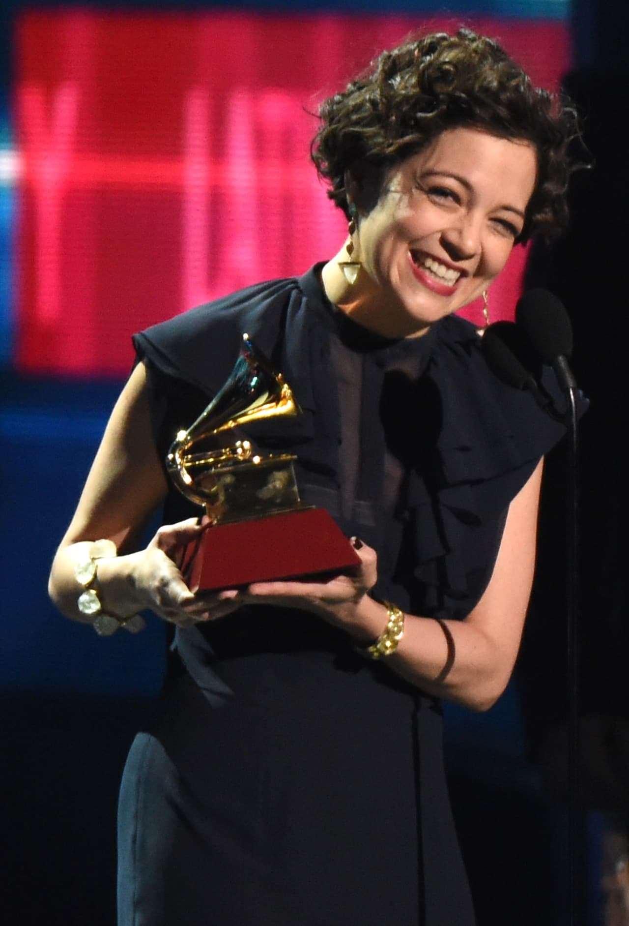 Natalia Lafourcade es otra de las mujeres más ganadoras en la historia del show con un total de 7 trofeos.