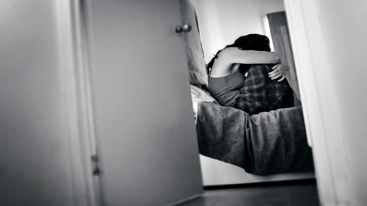 ¿Cómo saber si alguien en nuestra familia está siendo víctima de abuso sexual? Estas son las señales de alerta