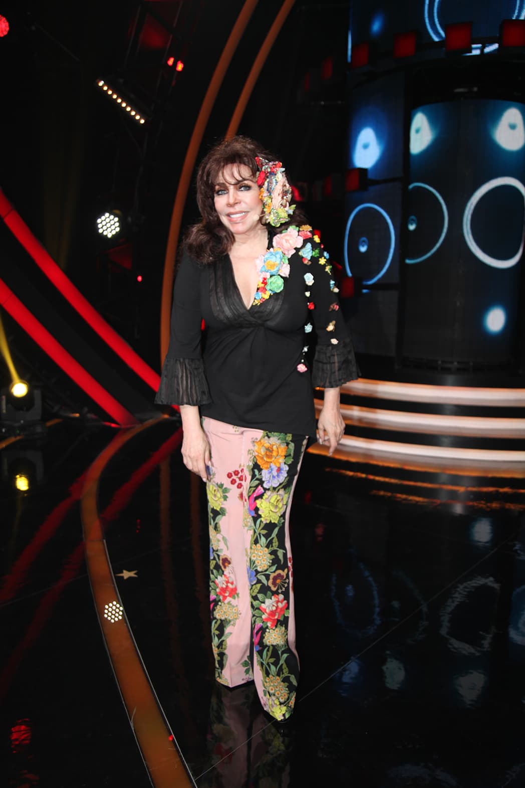 La primavera se hizo presente en el foro de Pequeños Gigantes con el look que Verónica lució en la novena gala.