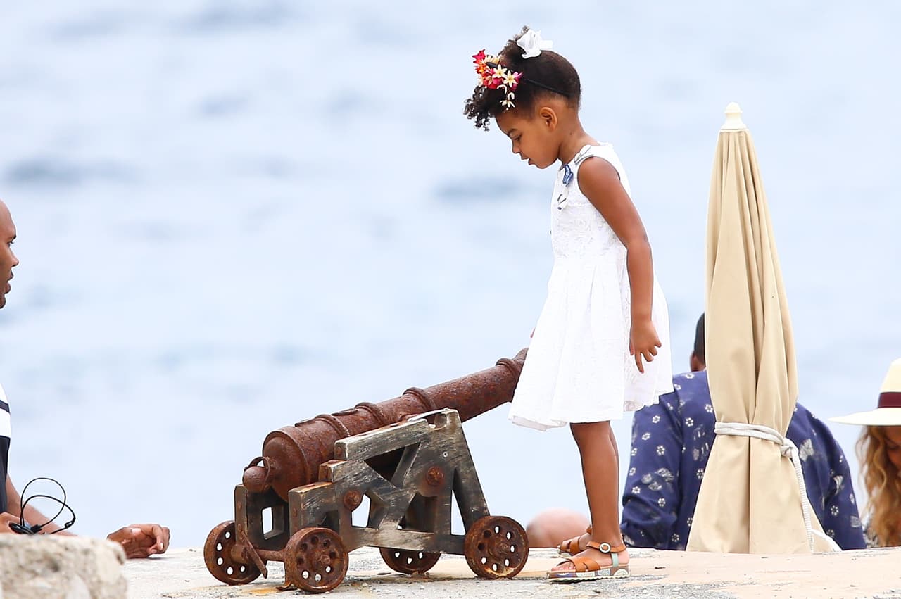 Lo cierto es que en momentos la pequeña se ponía un poco inquieta.