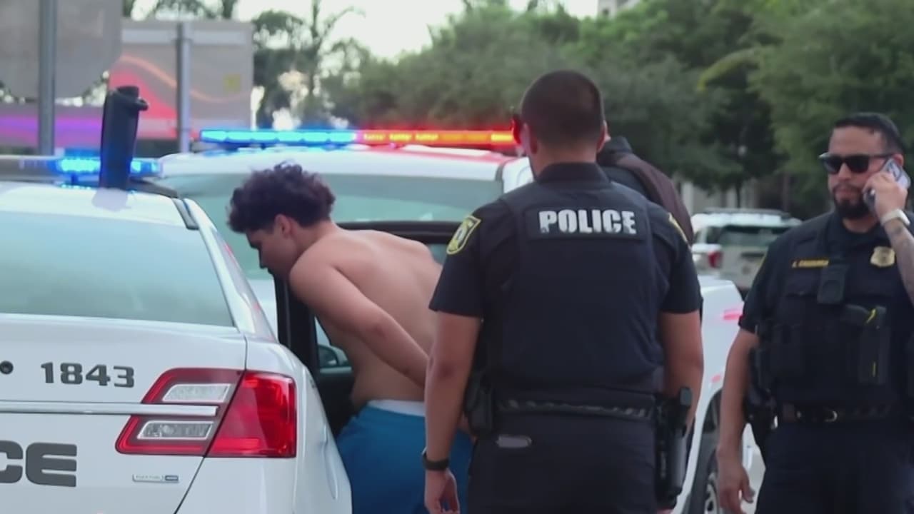 ¿Qué se sabe del tiroteo en zona residencial de Hialeah y quiénes son los adolescentes arrestados?