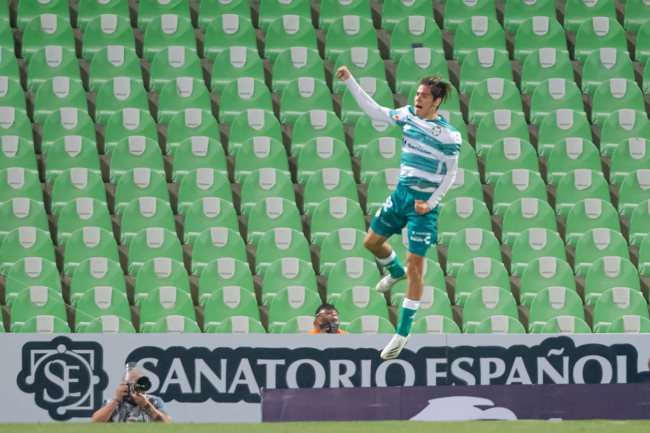 Con autogol de Enrique palos, gol de Santiago Muñoz y gol de Matheus Dória, Santos vence a Bravos 3-2. Los Guerreros se adueñaron de la tercer plaza del torneo y desplazaron al Toluca. Bravos sigue en el fondo de la tabla, aunque todavía tiene un partido pendiente.