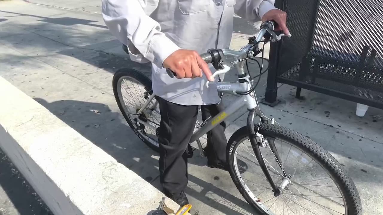 Cada 30 segundos se roban una bicicleta en Estados Unidos: una medida busca frenar este delito en Los Ángeles