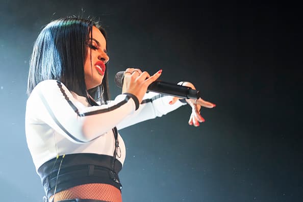 #CómoHablanLosMexicanos Polémica por la nueva canción de Becky G y J-Hope