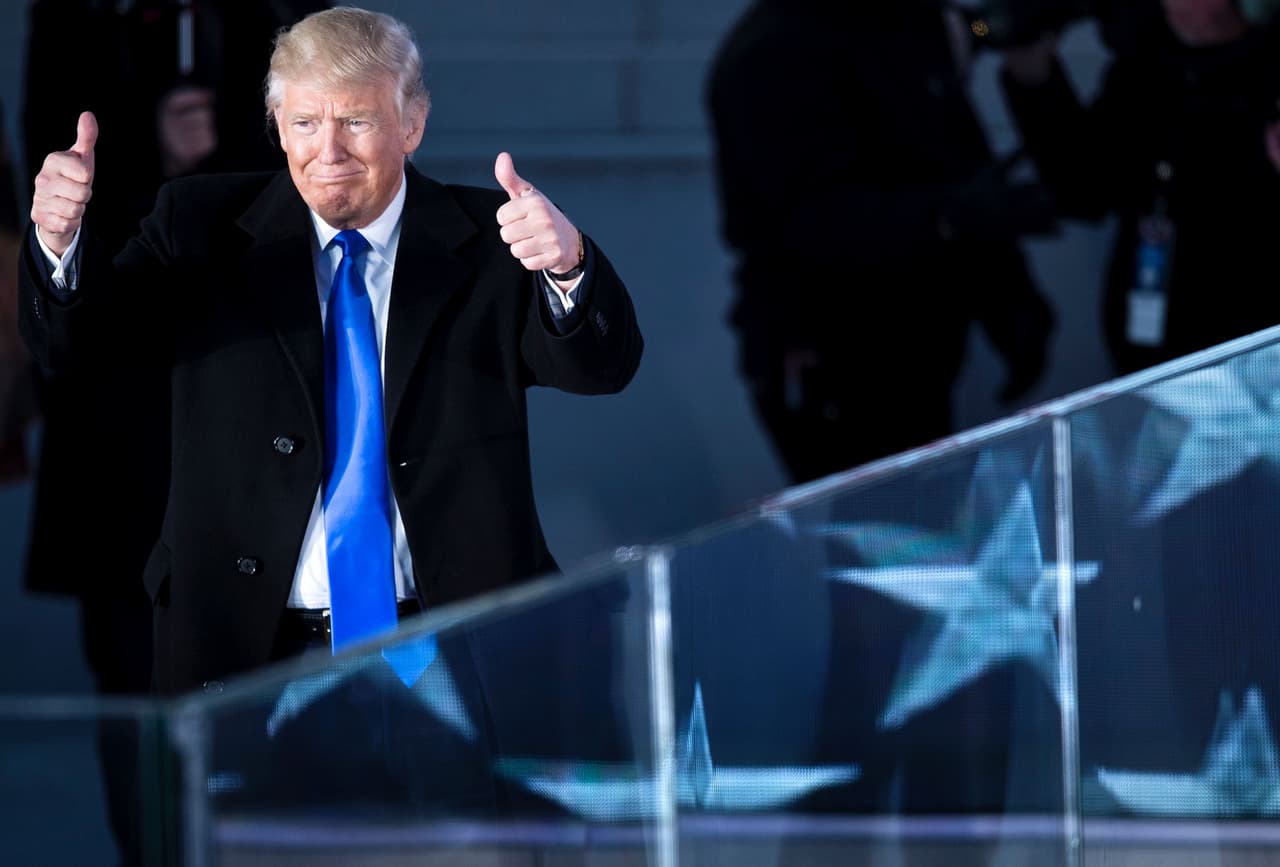 Donald Trump, que jurará mañana su cargo, se muestra orgulloso en el día previo a la inauguración presidencial.