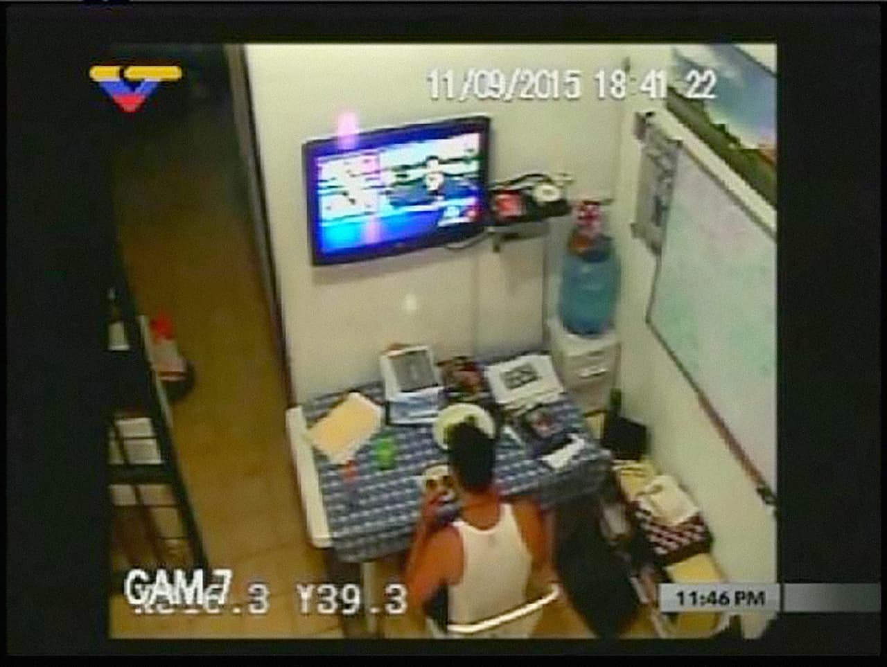 Luego de una huelga de hambre que realizó para demandar un juicio justo y elecciones libres, un año y medio después de haber sido apresado, concluyó el proceso penal al que era sometido. El 10 de septiembre de 2015 fue sentenciado formalmente a 13 años, 9 meses, 7 días y 12 horas de prisión. La forma en que se realizó el juicio, sus conclusiones y las condiciones de la prisión de López fueron criticadas por varias organizaciones de derechos humanos y líderes políticos alrededor del mundo. El gobierno de Nicolás Maduro difundió varias fotografías de Leopoldo López en su celda, para demostrar que no estaba siendo torturado.