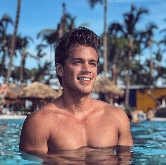 Déjate llevar por el encanto de Polo Morin este Galaverano Total y disfruta sus actuaciones en 
<b>Mi Corazón es Tuyo</b> de lunes a viernes a partir de la 2PM/1C por Galavisión.