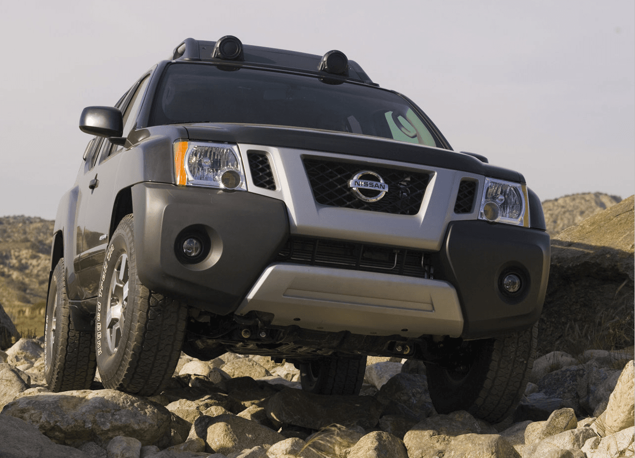9. Nissan Xterra: La Xterra es la más reciente todoterreno genuina en llegar al gran estacionamiento en el cielo de los automóviles, pero no será la última. El público ha hablado claro; camionetas con aspecto de un todoterreno pero sin sus capacidades son lo que está de moda. Aunque siempre es triste ver partir a un buen vehículo como la Xterra, el público es quien tiene la última palabra.
