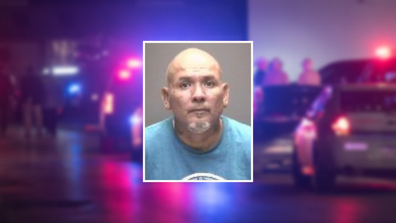 Mueren dos adultos y dos menores tras el choque de dos camionetas y un carro de golf, en Galveston