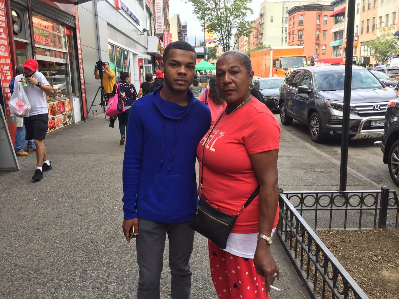 La incertidumbre de los puertorriqueños de Nueva York que no han podido comunicarse con sus familiares en la isla