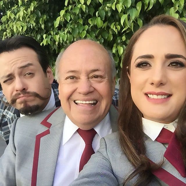 No nos queda duda que Betty dusfruta mucho de su trabajo, en Sueño de Amor,