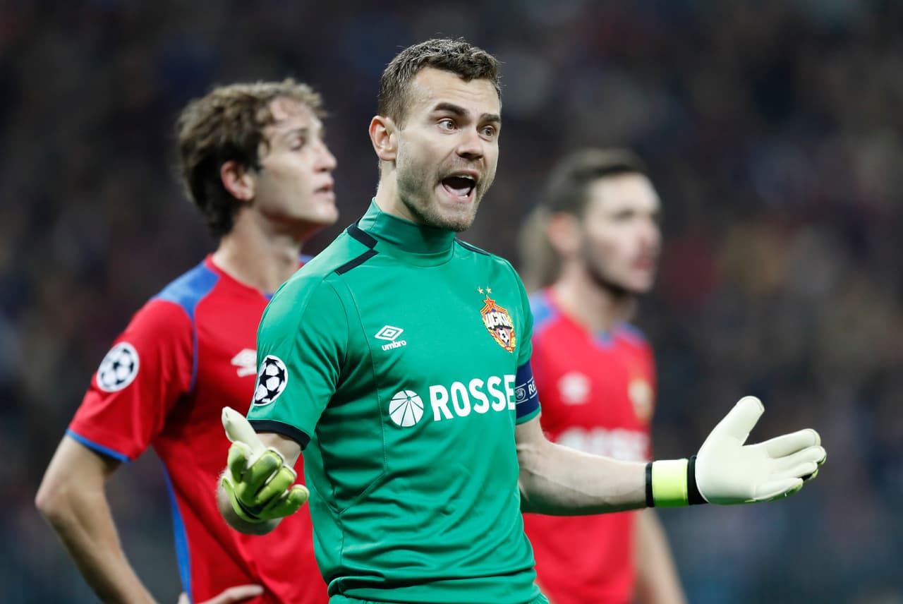 <b>Igor Akinfeev | CSKA Moscú</b>
<br>Tiempo en el equipo: 17 años 04 meses 01 día