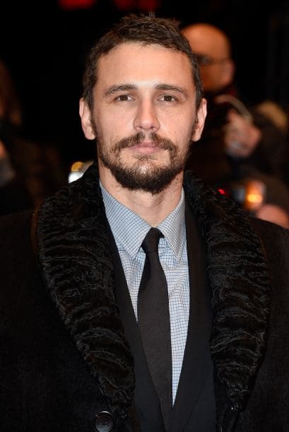 James Franco es otro de los famosos que lucen muy sexys con barba. Él es de los que opta por un estilo de barba más desenfada; verlo sin ella hasta llega a sorprender.