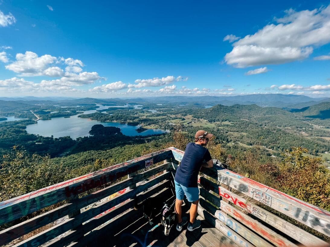 <b>Te podría interesar</b>: 
<b><a href="https://www.univision.com/local/atlanta-wuvg/bell-mountain-vistas-mas-impresionantes-georgia-fotos">Así es Bell Mountain, una de las vistas más impresionantes que encontrarás en Georgia</a></b>