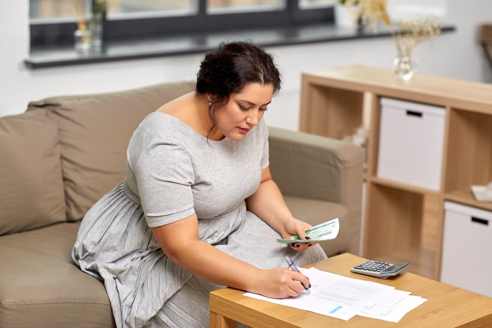 En estos días también prepárate para gastos imprevistos, así que nada de llorar cuando tengas que comprar o gastar para algo. Está bien, ese dinero que se va llegará por otro lado multiplicado.