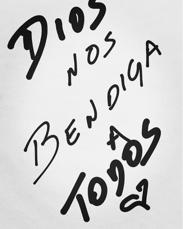 La actriz subió este mensaje a su Instagram: "Dios nos bendiga a todos", luego de que se diera a conocer la noticia de que el gobierno de EEUU vinculó a Rafa y Julión con el narcotraficante Raúl Flores.
