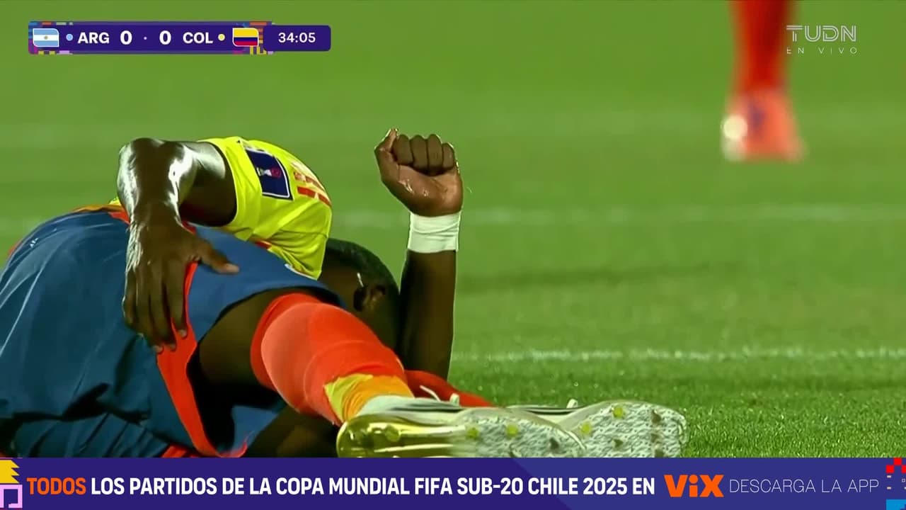 ¡Se encienden las alarmas en Colombia! Canchimbo sale en camilla por lesión