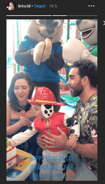 A la fiesta acudieron la conductora Krystal Cid, con su familia, y otros amigos de Marcus y Ariadne, quienes también se divirtieron como niños en los juegos con su pequeño hijo.