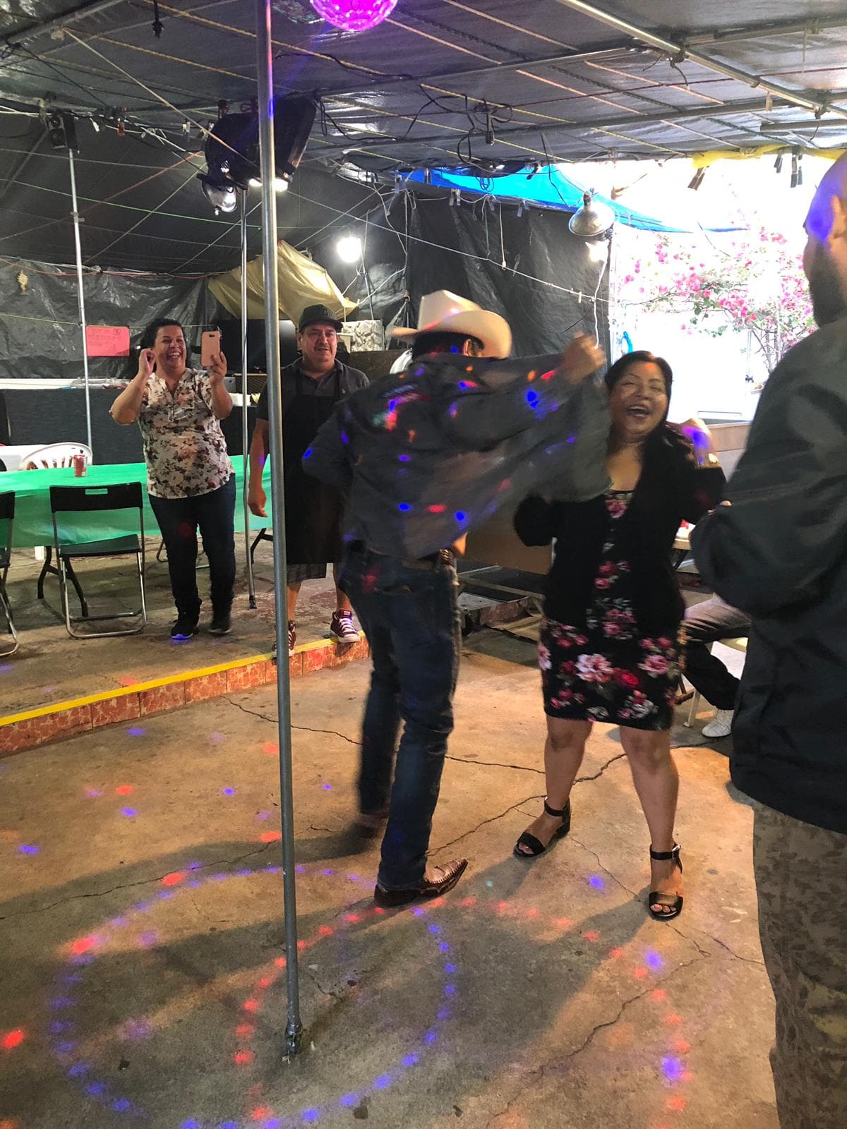 Dio tal espectáculo que muchos se pusieron nerviosos y otros no paraban de reír.