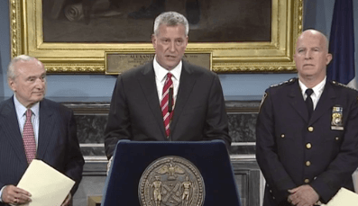 El comisionado del NYPD William Bratton adelanta su retiro; lo sustituirá James O'Neill