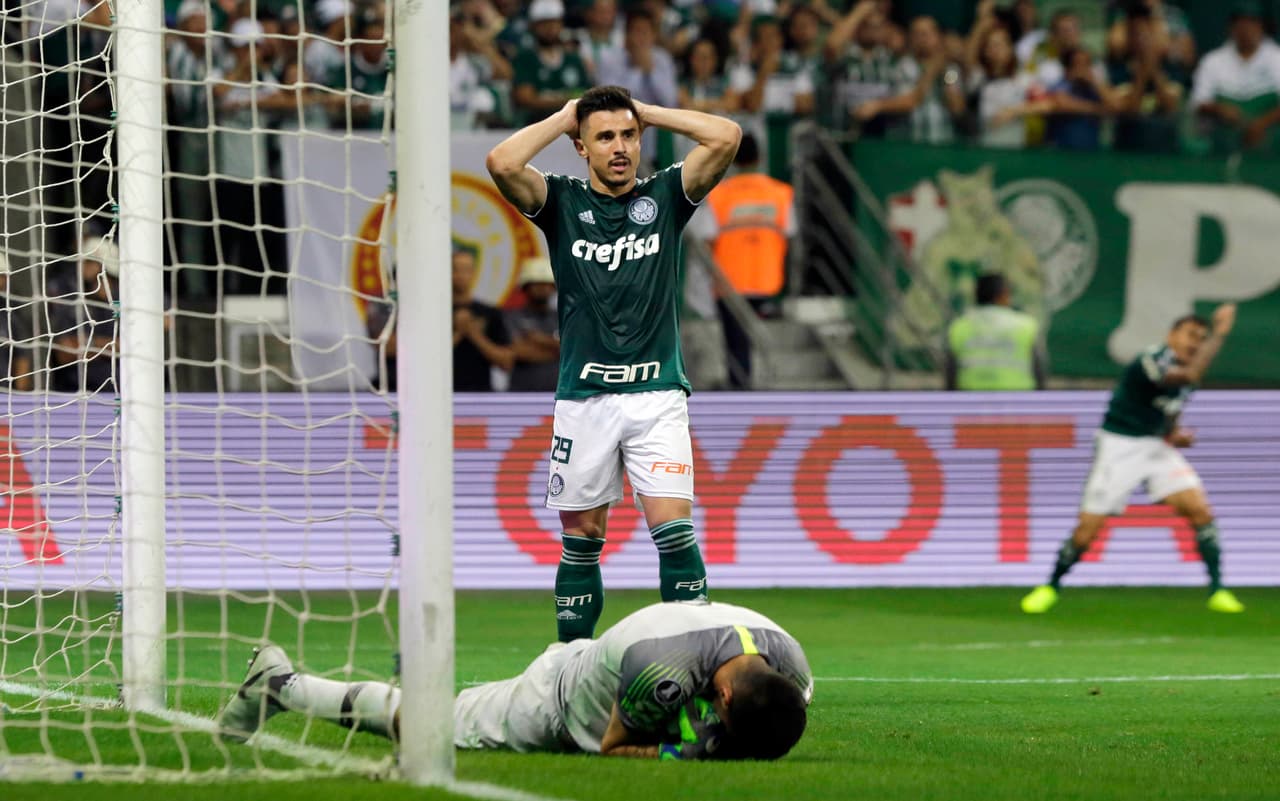 Palmeiras no se quedó cruzado de brazos, desde luego que intentó por todo los medios una manera para acercarse, pero el portero de Boca Agustín Rossi estaba en plan intratable.