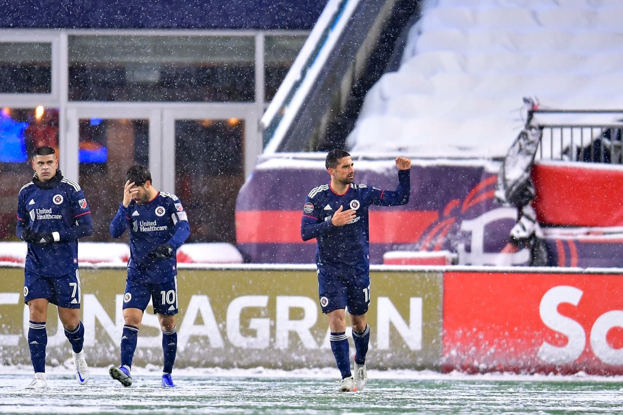 New England Revolution fue muy superior a los Pumas y se impuso gracias a un doblete de Adam Buksa y otro tanto de Sebastian Lletget.