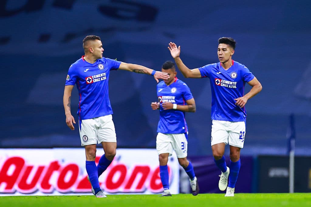 ‘Cabecita’ Rodríguez (6’) y ‘Piojo’ Alvarado (27’) hicieron los primeros dos para La Máquina. Barbieri (44’) descontaba y Canelo (45+2’) emparejaba desde los once pasos. Ya en la segunda mitad, Matías Fernández (63’) retomó la ventaja para los locales. En la J8, Cruz Azul visitará León y Toluca recibirá al Atlas.