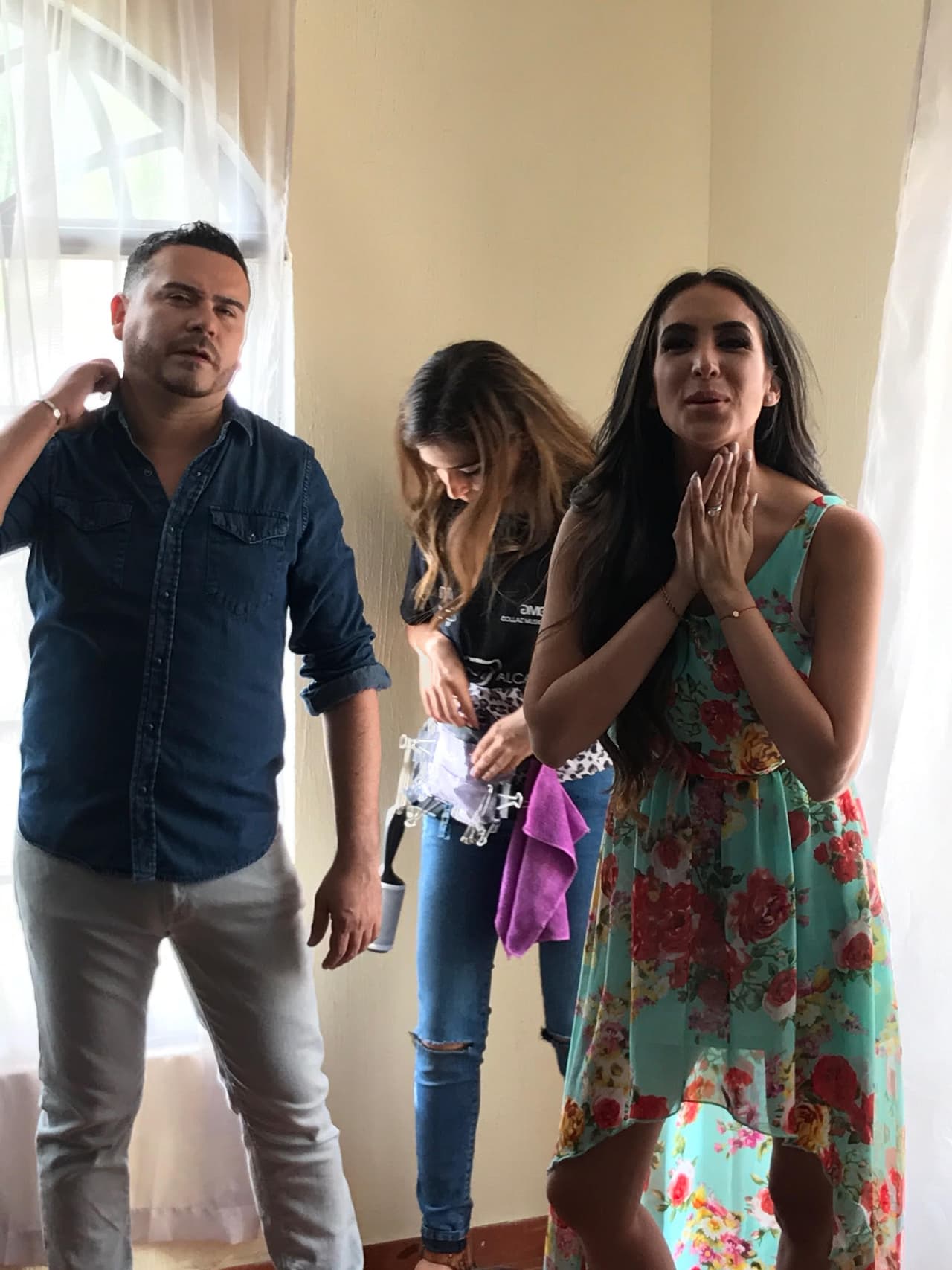 El video se grabó en una residencia en las afueras de Guadalajara, Jalisco.