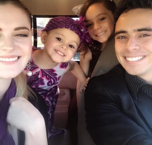 Algunos creen que la pequeña Sidney, la hija menor de la retirada actriz, también se parece a su mamá.