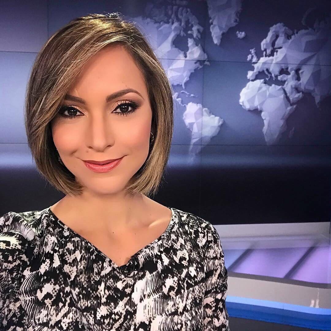 Satcha Pretto forma parte de la cadena Univision desde julio del 2006 y ha recibido varios reconocimientos por su trabajo profesional como presentadora.