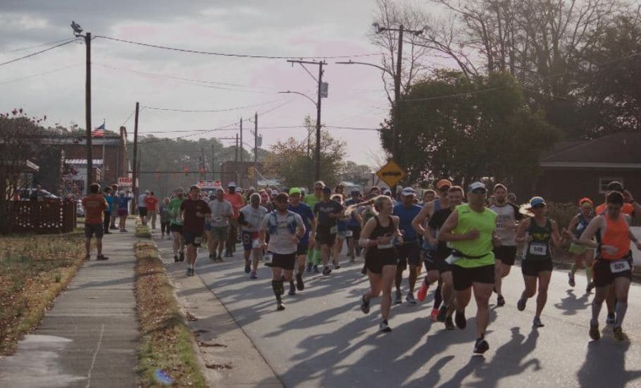 <b><a href="http://www.theboogieraces.com/ellerbe.html" target="_blank">Ellerbe Springs Marathon (26 de febrero)</a></b>: Con la edición de año, el Ellerbe Marathon se convierte en el segundo maratón más antiguo de Carolina del Norte.