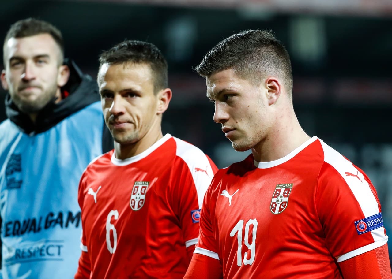 Con solo 21 años ya debutó con la selección Mayor de Serbia y jugó un partido del Mundial de Rusia 2018.