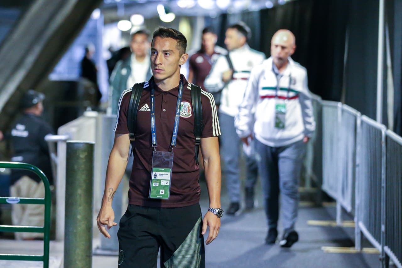 <b>Andrés Guardado</b>. Tiene un permiso especial para regresar con su familia, su hija está por nacer y el capitán de la Selección quiere estar presente.