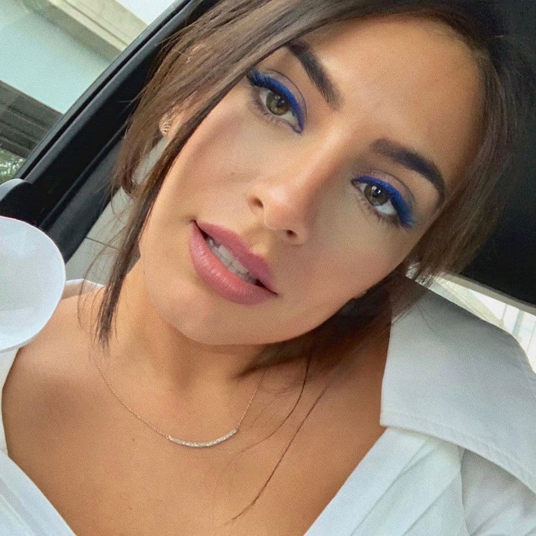 “En abril yo también perdí a mi papá y estaba trabajando proyectos en EEUU y pues también me agarró una etapa de ansiedad y depresión, lo cual me regresé a México estas fechas a disfrutar a mi mamá y familia”, narró el fan de la actriz.