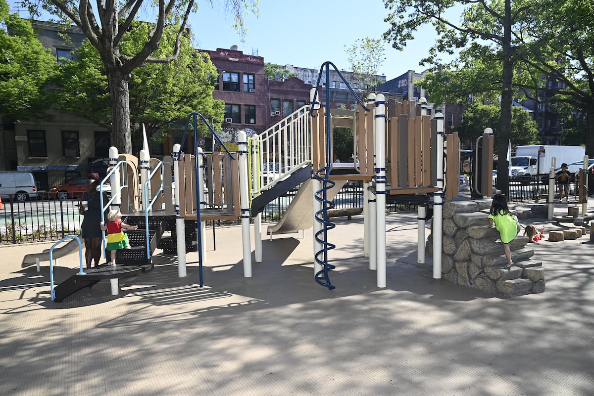 Renuevan parque por primera vez en 35 años en Brooklyn