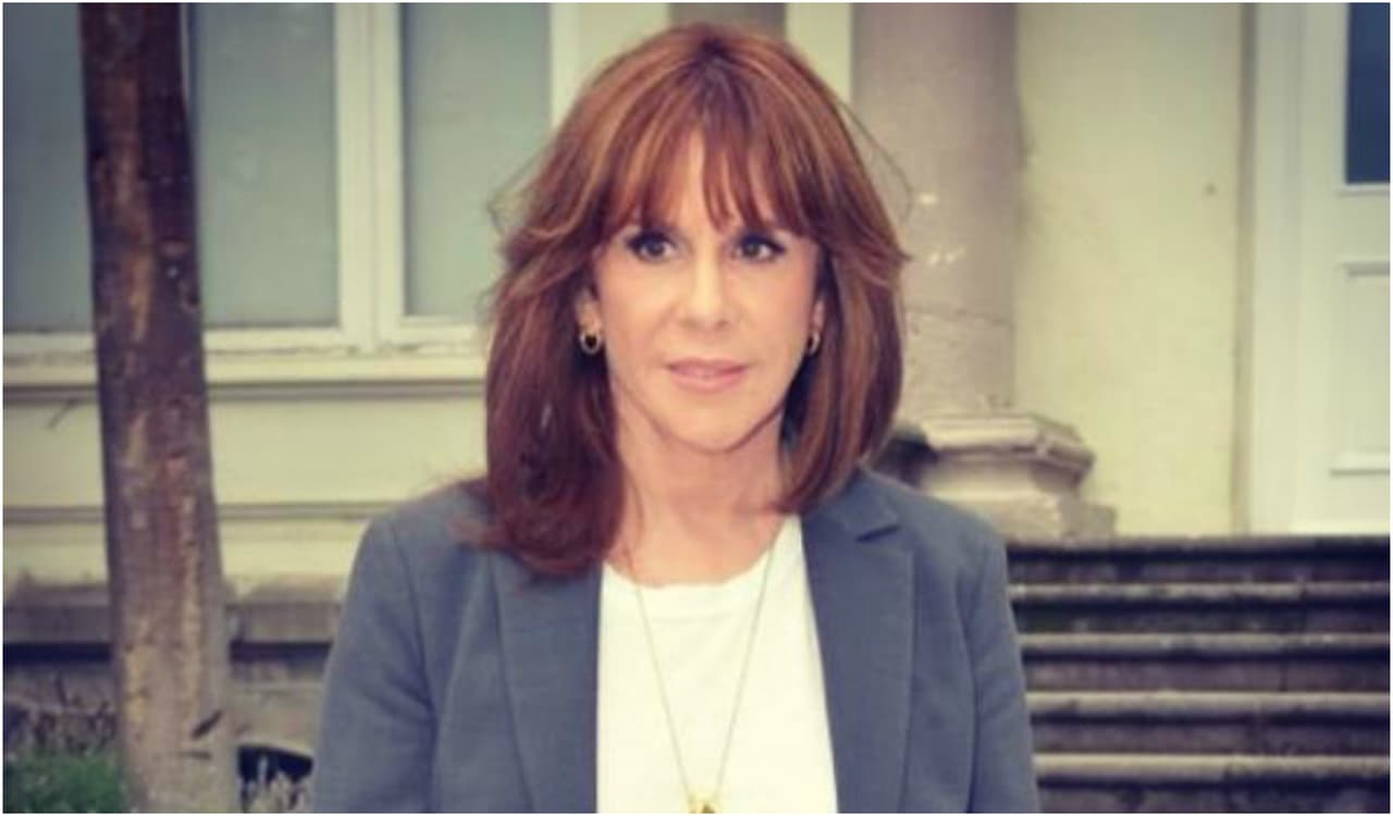 Exclusiva: el cáncer de ovario de la actriz mexicana Rebecca Jones no se ha expandido