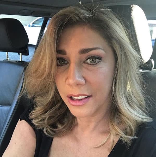 <b><a href="https://www.univision.com/famosos/cynthia-klitbo-sale-en-defensa-de-su-novio-rey-grupero-y-asegura-que-no-es-agresor-de-mujeres-fotos">Cynthia Klitbo</a></b>, quien fungía como Secretaria de Previsión Social en la Asociación Nacional de Actores en ese entonces, 
<b>confirmó que durante su cargo expidió los documentos</b> que respaldaban a Ferdinando Valencia.
<br>