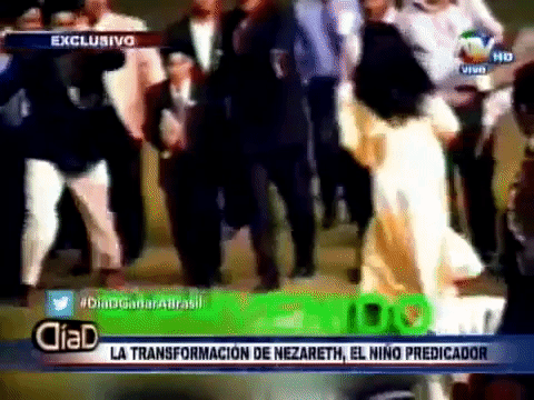 A mediados de los noventa, Nezareth contaba con miles de seguidores que llenaban cualquier lugar en el que se anunciaba su presencia. De hecho, tenía que ser escoltado por adultos y evitar que la gente se arremolinara ante el infante.