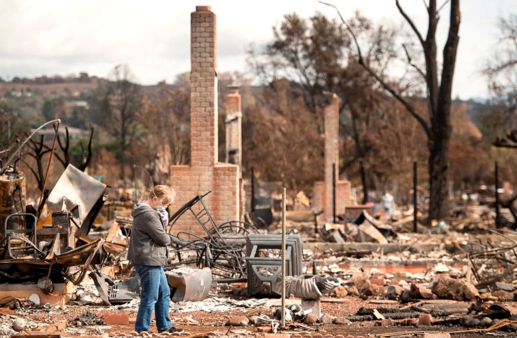Miles de hogares fueron consumidos por las llamas en la zona vitivinícola del Área de la Bahía.