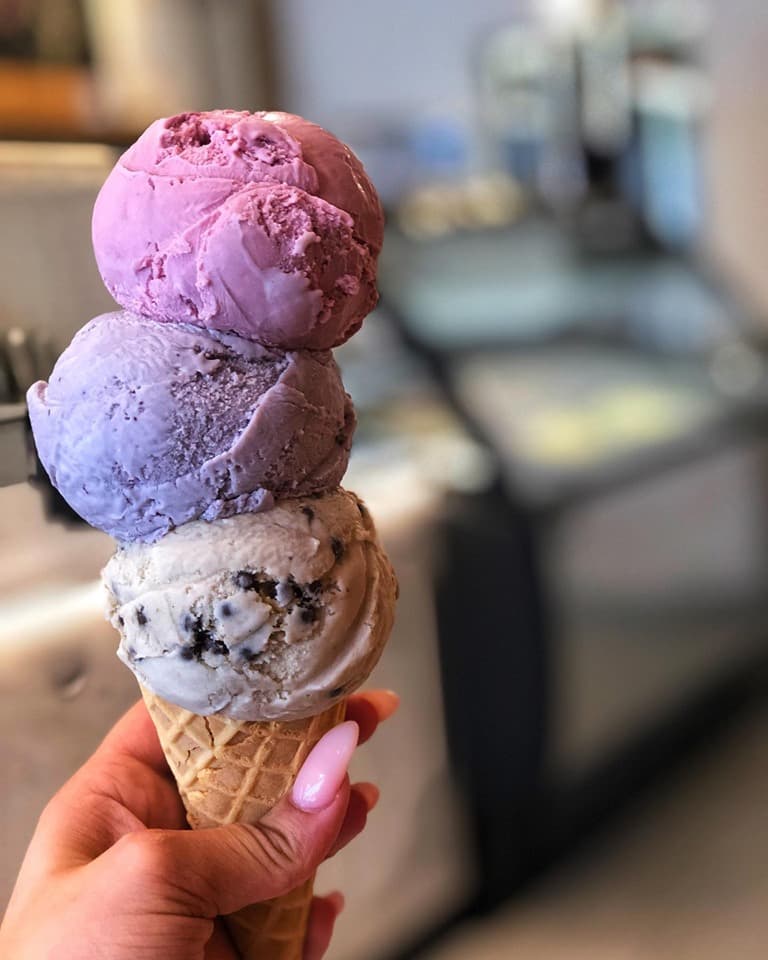 <b><a href="https://www.facebook.com/icecreambymike/" target="_blank">Ice Cream by Mike (Ridgewood, NJ) </a></b>