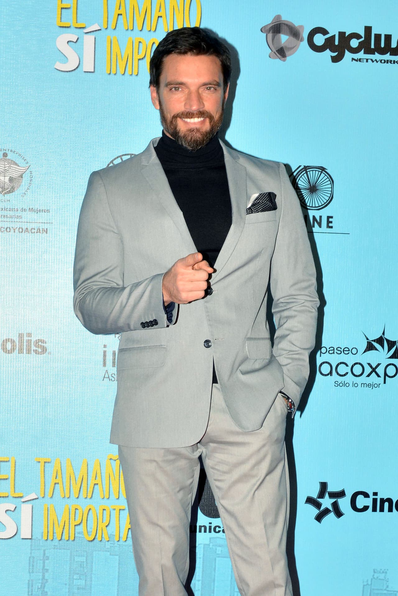 El polémico 
<b><a href="http://www.univision.com/temas/julian-gil">Julián Gil</a></b> se ha vuelto envuelto en muchos escándalos en las últimas semanas, pero su lado profesional debe de continuar, por lo que también es uno de los candidatos a estelarizar dicho melodrama.