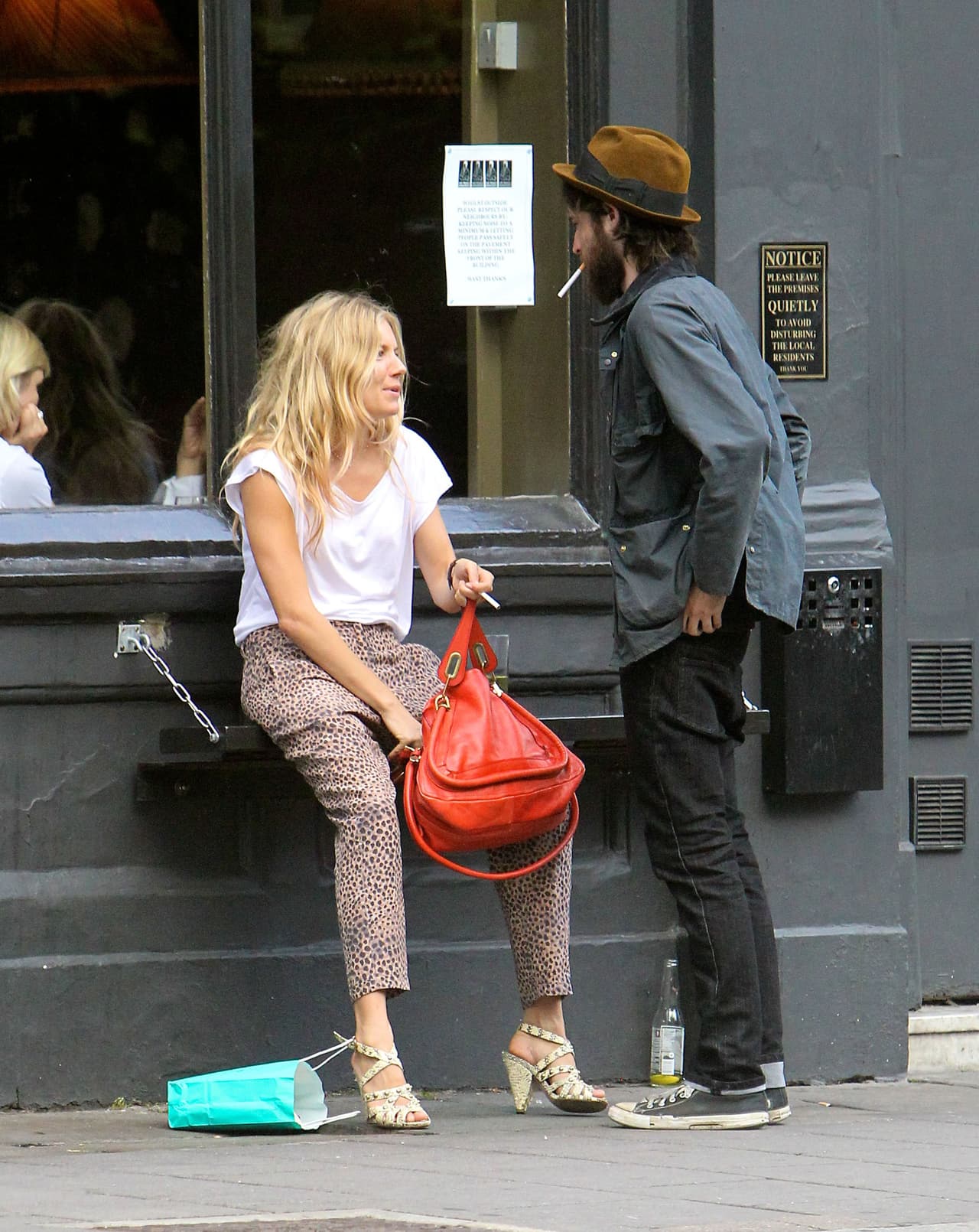 El periódico The Sun informa que la decisión fue tomada luego del Festival de Cine de Cannes.