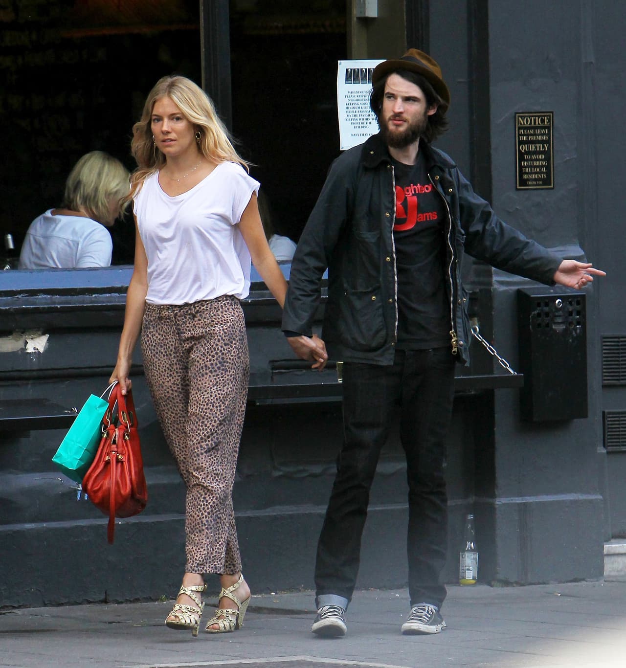 Ni más ni menos que tras cuatro años de relación sentimental.