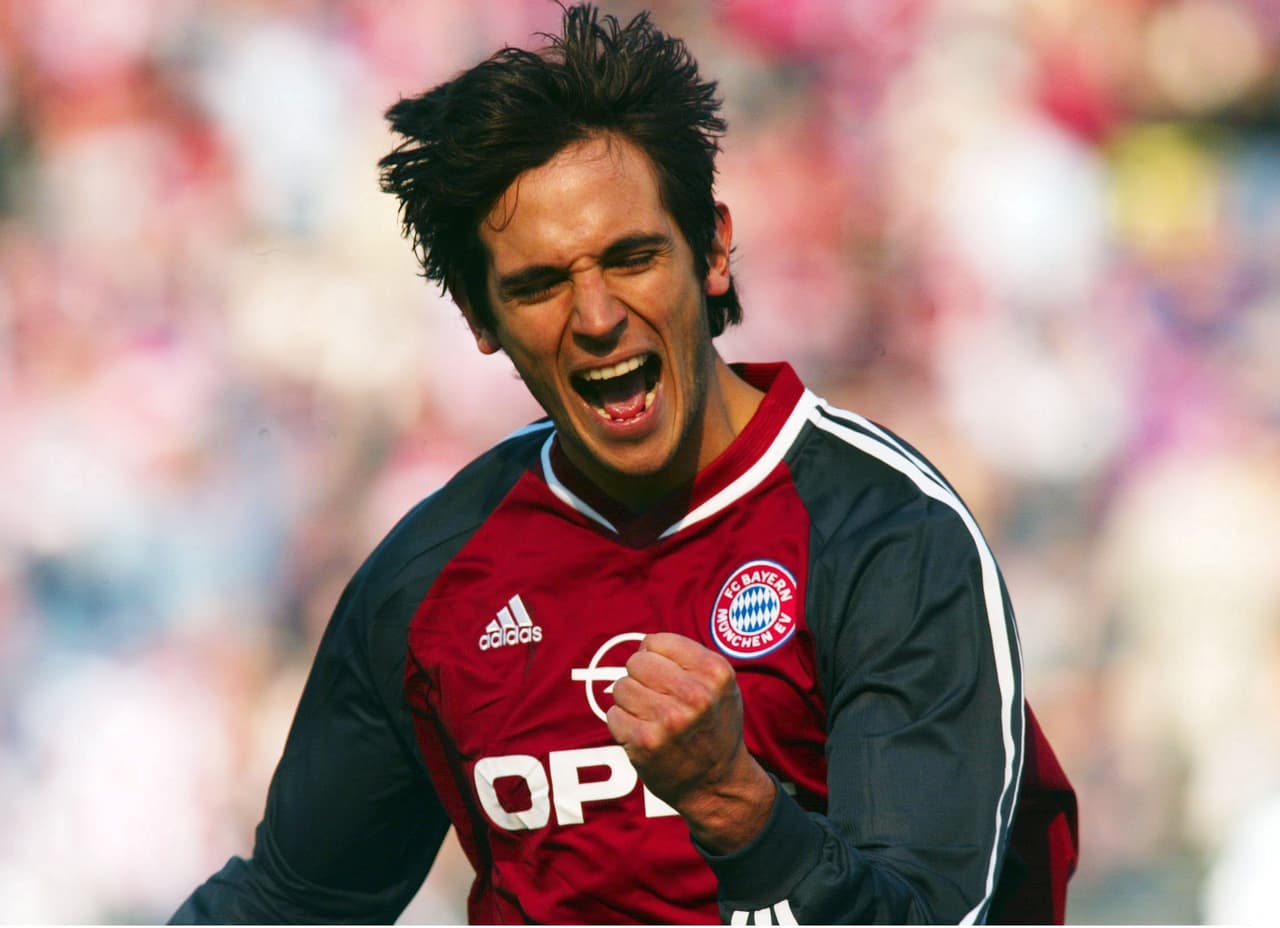 El ariete guaraní Roque Santa Cruz jugó para grandes equipos europeos como el Bayern Múnich y el Mánchester City.