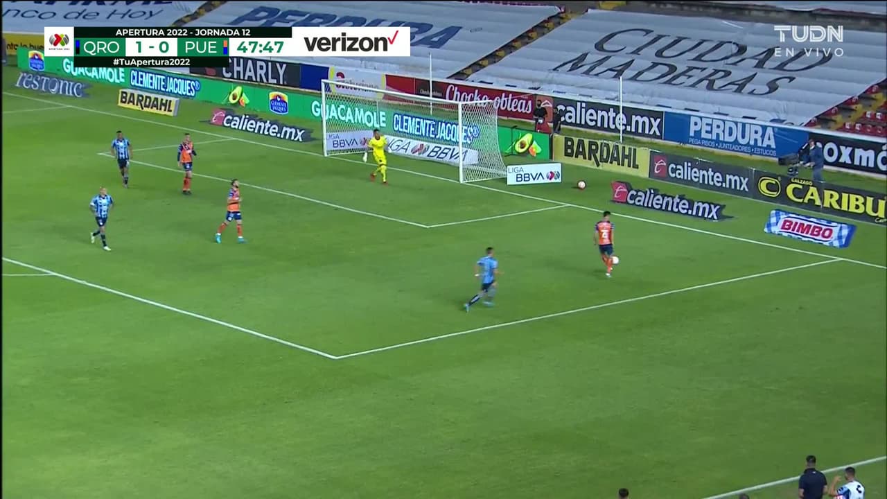 ¡TIRO ATAJADO! disparo por Gabriel Rojas.