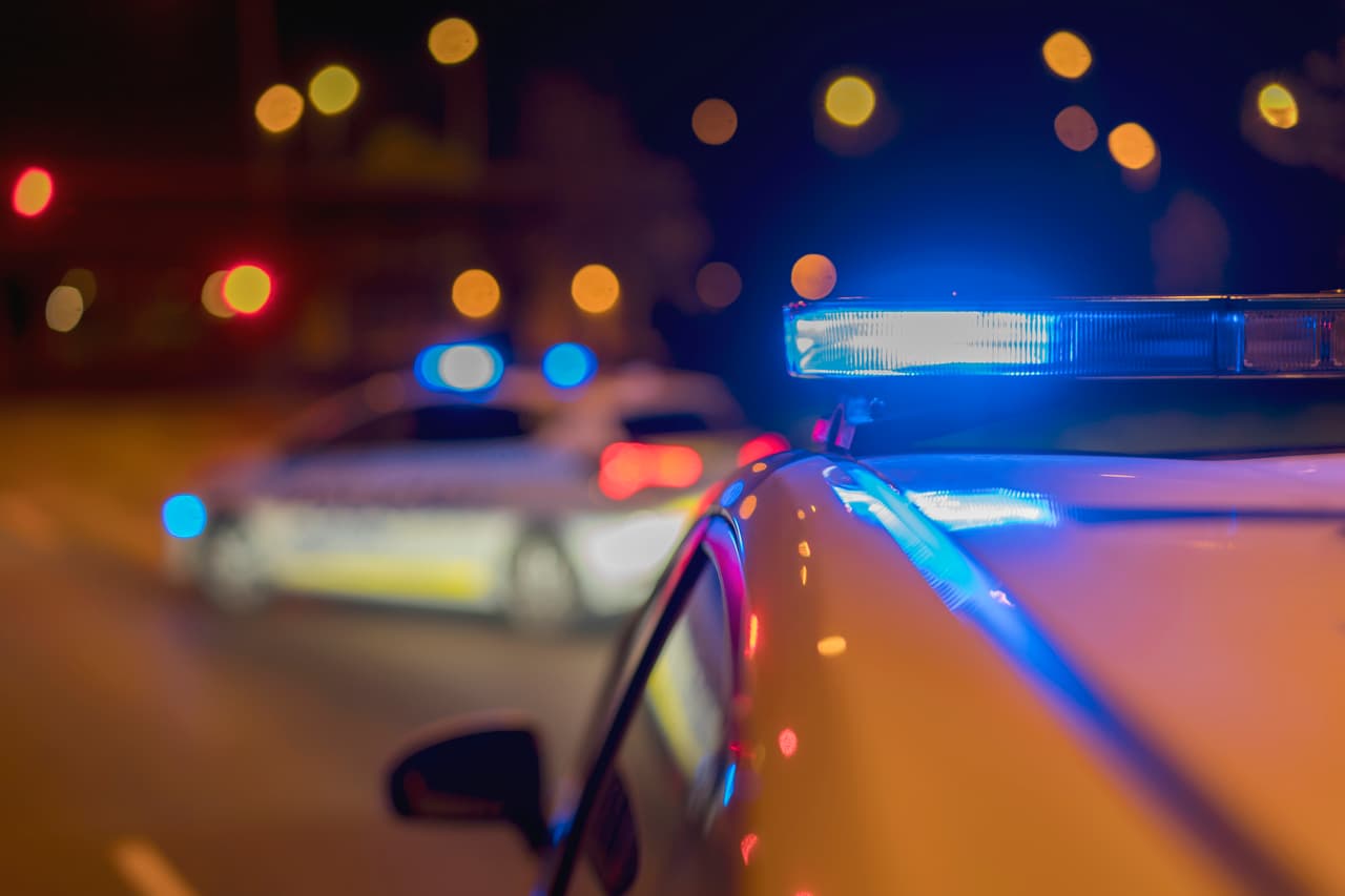 Un hombre es acusado de abandonar a su hijo durante horas para ir a un prostíbulo 